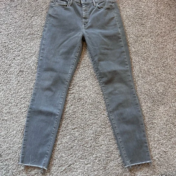 NWOT MOTHER High Waisted Looker Ankle Fray Skinnies in Dye Graphite. Size 28 - Picture 3 of 15